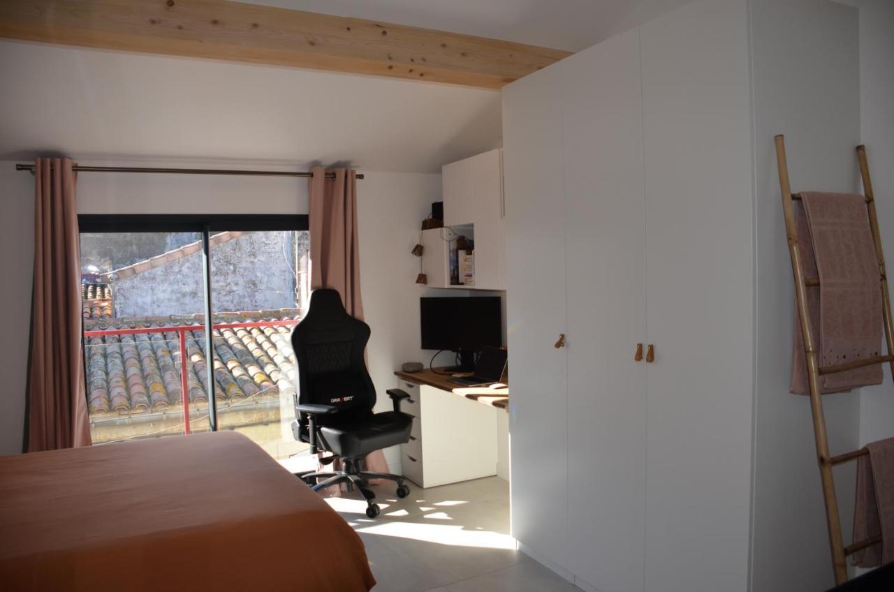 Maison De Village Renovee ! Льо Гро-дю-Роа Екстериор снимка